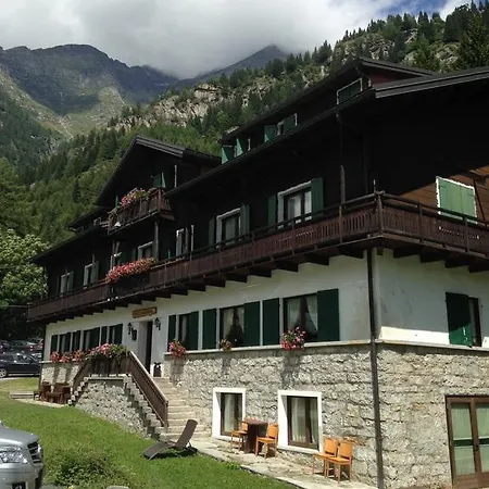 Bed & Breakfast Casa Alpina Don Guanella Macugnaga
