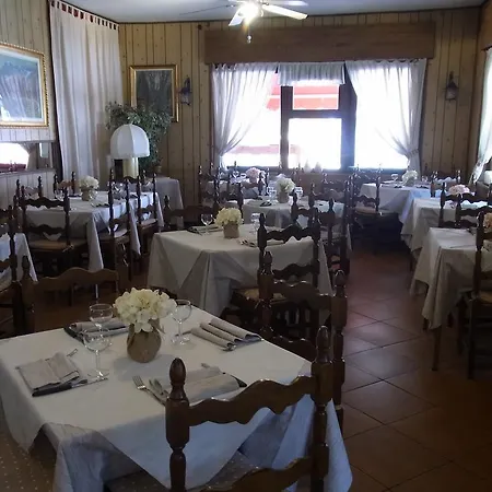 Casa Alpina Don Guanella Couette-café 3*